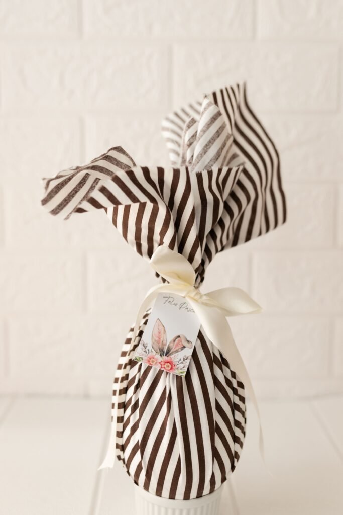 Ovo de Páscoa - Embalado em tecido - Bendita Bru